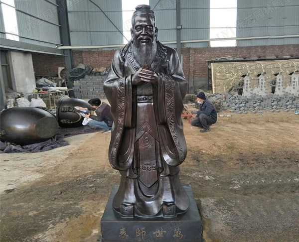 玻璃鋼雕塑制作出仿銅雕塑效果的步驟是什么呢？